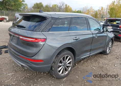 2021 Lincoln Corsair Standard z USA, uszkodzony, nr VIN 5LMCJ1D96MUL16812